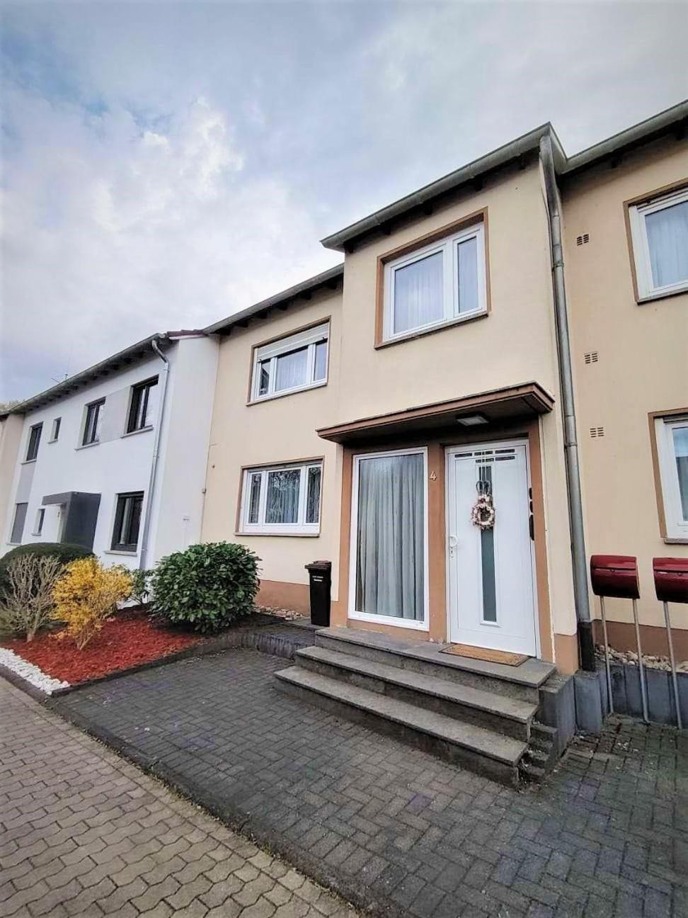 Koblenzliebe Rhein Ferienwohnung 3-Zimmer Garten Parking コブレンツ エクステリア 写真